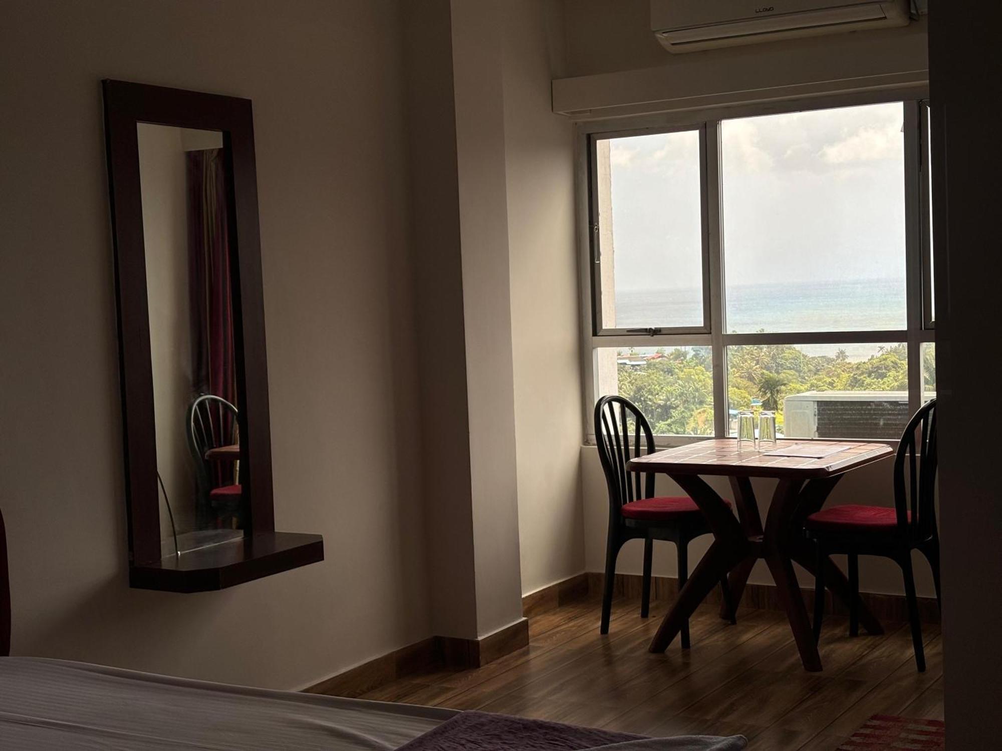 The Tamarind Tree Hotel & Restaurant Shadipur Εξωτερικό φωτογραφία