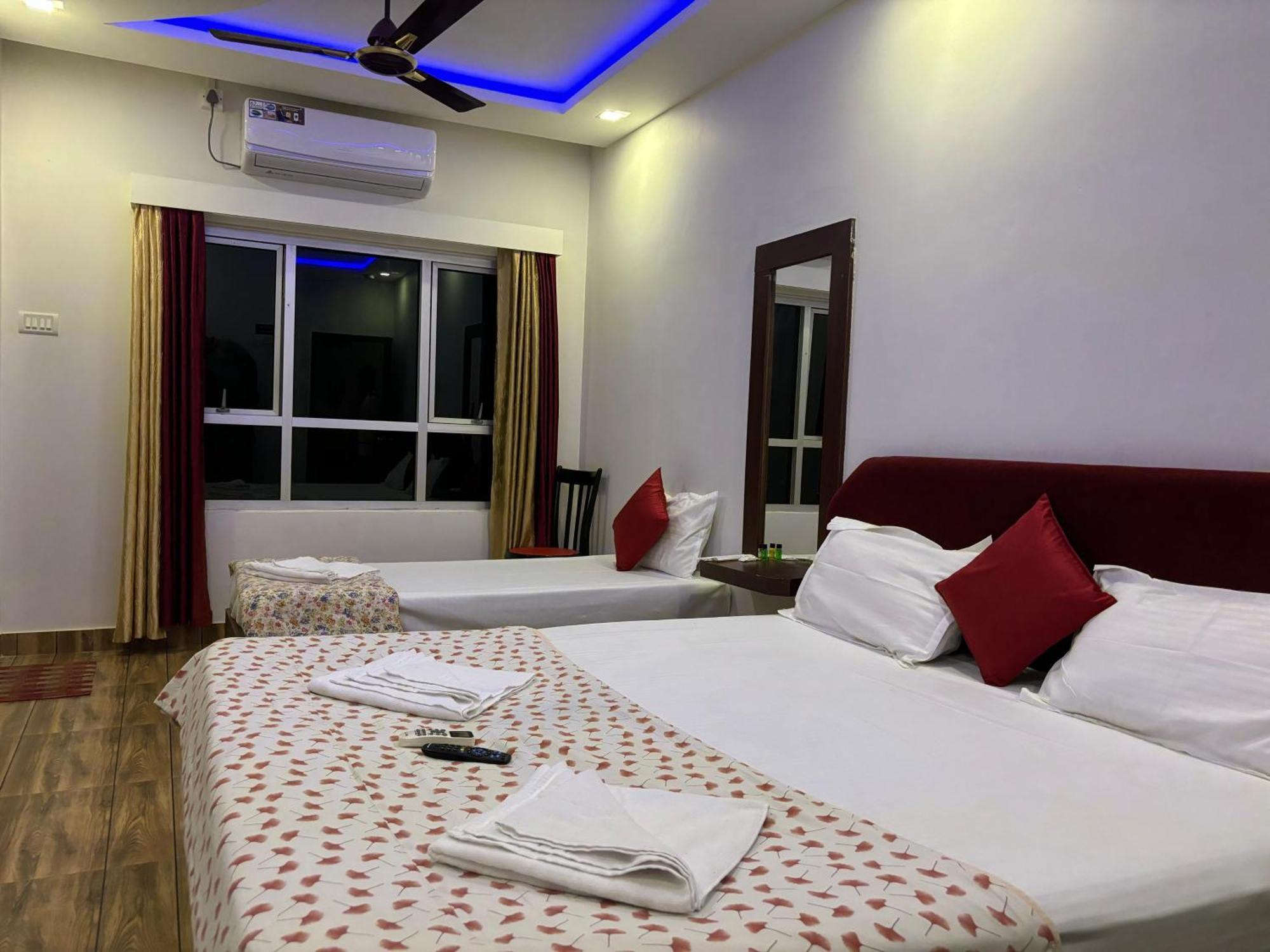 The Tamarind Tree Hotel & Restaurant Shadipur Εξωτερικό φωτογραφία